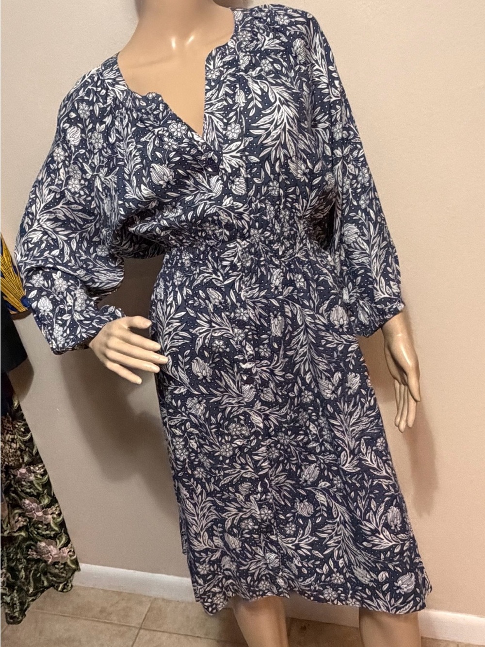 Harlow & Rose Floral Blue & White Floral Midi Dress